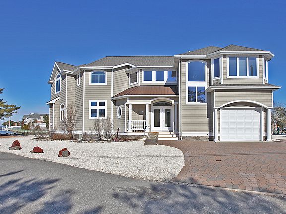 4th image of 131 Laguna Ln #A