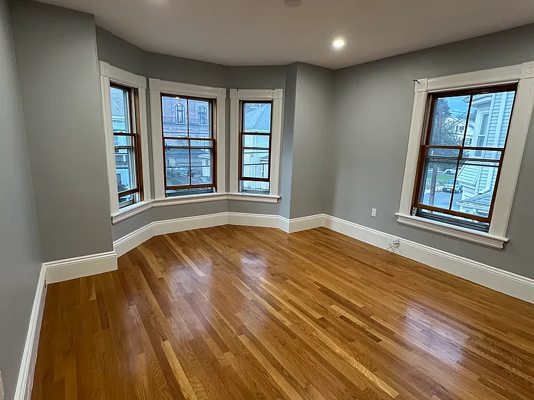 117 Chestnut St #2 — Photo 10