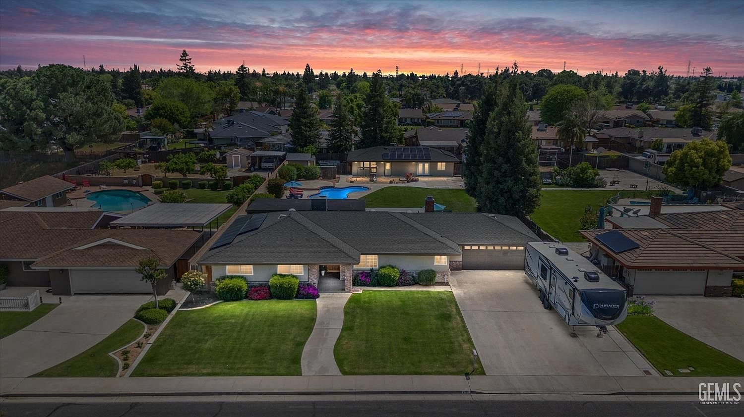 【Raucohouse】Solenne modern bloafer 7709 Hooper Ave, Bakersfield, CA 93308 | Zillow