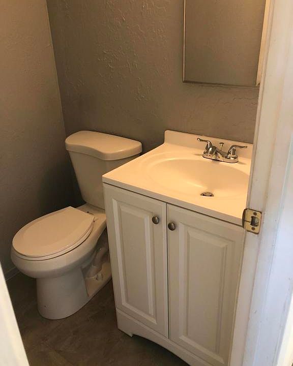 2nd image of 6565 N 19th Ave APT 1