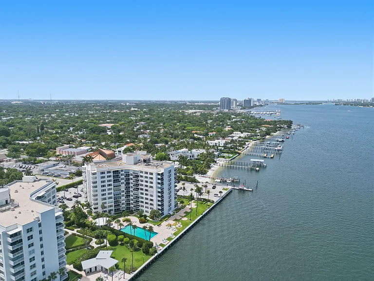 2800 N Flagler Dr #410 — Photo 35