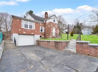 64 Congress Ave, Shelton, CT 06484