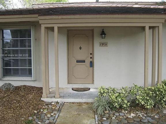 2nd image of 7931 Camino Cir