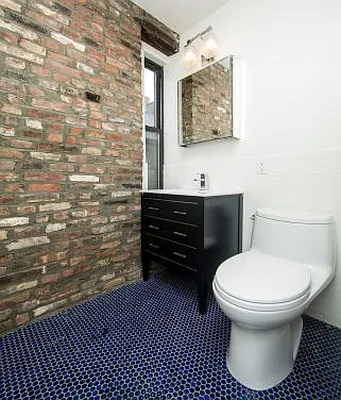 Rented by Icon Realty Management | media 29