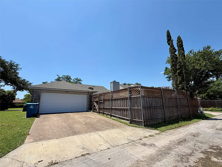 7905 Rice Dr — Photo 25