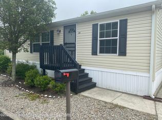 27 Pine Cone Ln, Stafford Twp, NJ 08050
