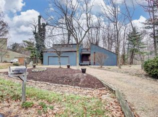 85 Forest Ridge Dr, Columbus, OH 43235