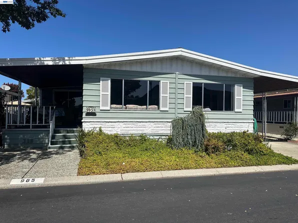 965 New England Village Dr, Hayward, CA 94544