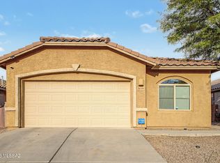7439 S Salt Water Dr, Tucson, AZ 85757