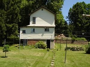 2nd image of 1409 E Main St
