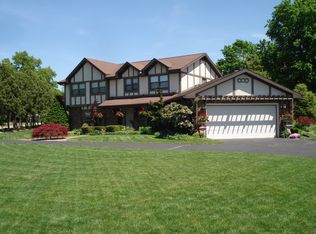 1123 S Lakeside Dr, Battle Creek, MI