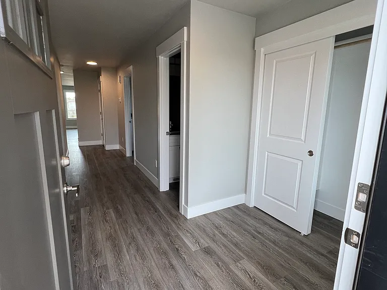 461 Williams St #461 — Photo 2
