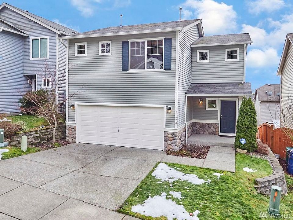1st image of 11622 21st Pl SE