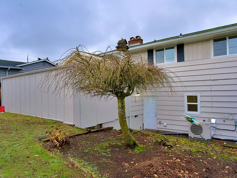 1421 N Highland St — Photo 21