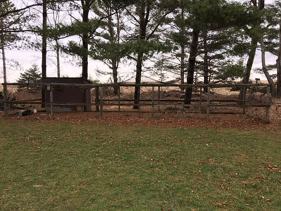 4x8 chicken coop w/12x36 run