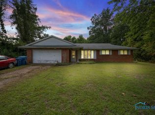 10017 Laplante Rd, Monclova, OH 43542