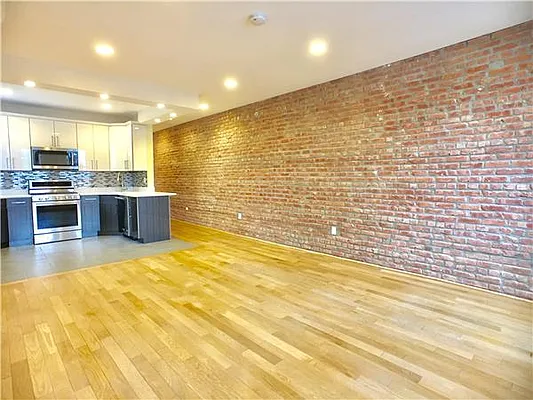 Rented by Avenue Sotheby's International Realty | media 14