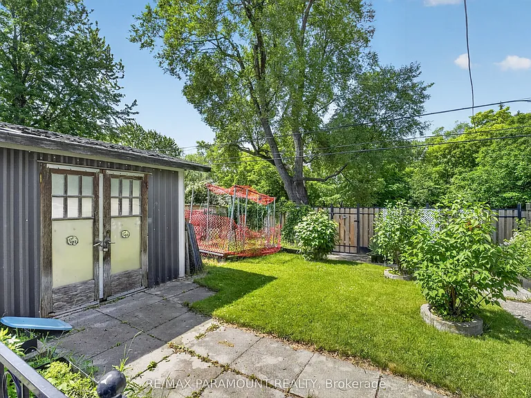 47 Cloverdale Dr — Photo 37