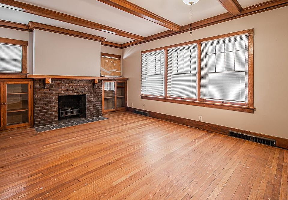 1st image of 4755 Capitol Ave #1