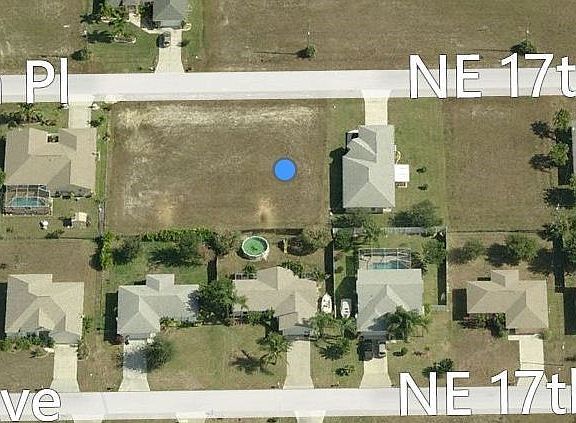 4th image of 310 NE 17th Place Cpe