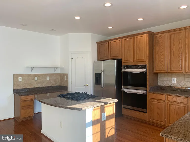 9793 Corbett Pl — Photo 4