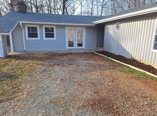 6119 Scruggs Rd, Moneta, VA 24121