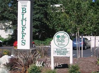 8401 Zircon Dr SW, Lakewood, WA
