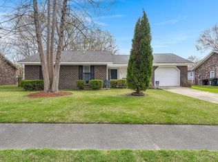 428 Fox Hunt Rd, Goose Creek, SC 29445
