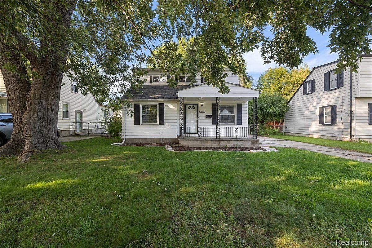 22301 Revere St, Saint Clair Shores, MI 48080 | Zillow