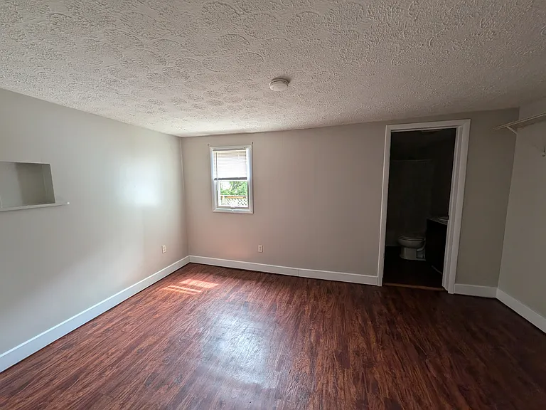 235 Maud Ave #1 — Photo 4
