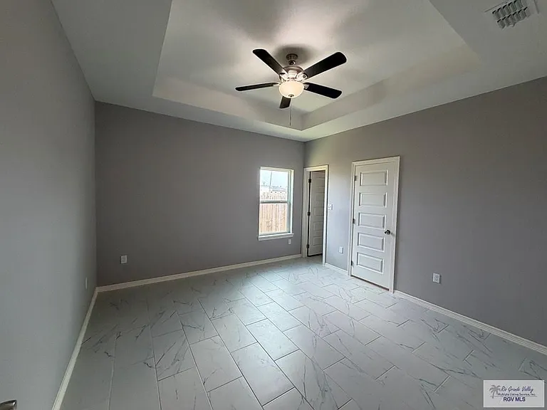 821 W Matz Ave #B — Photo 3