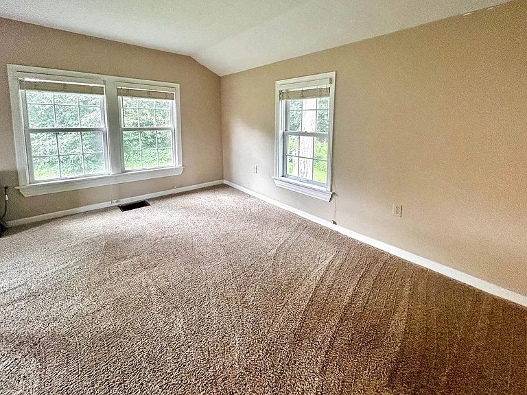 6738 Williston Rd — Photo 6