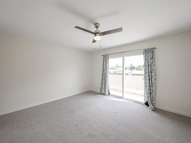 238 W Maya Dr — Photo 35