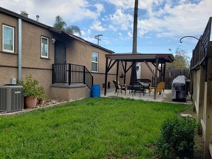 7105 Pearson St — Photo 16