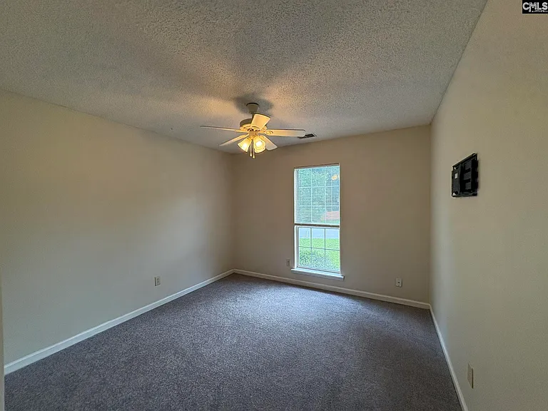 112 Green Rose Rd — Photo 18