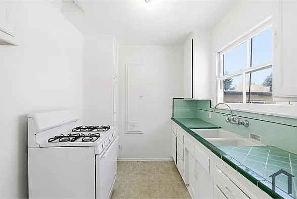 1 bed, $1,990 — Photo 3