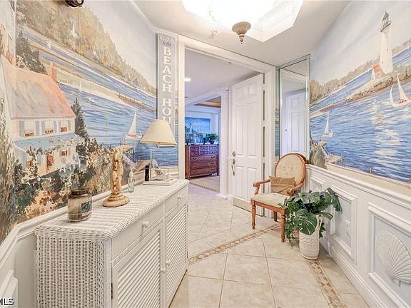 5th image of 15100 Harbour Isle Dr APT 701