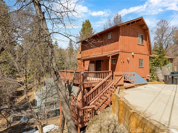 32794 Cougar Ln, Arrowbear Lake, CA 92382