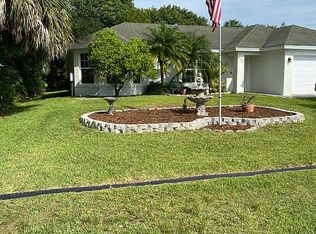 2586 SW Calender St, Port Saint Lucie, FL 34953