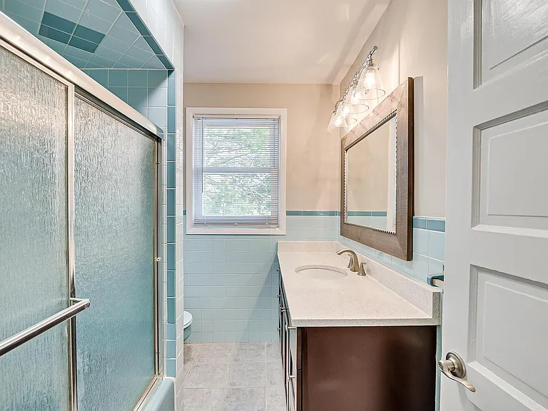 404 School St — Photo 14