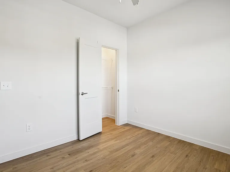 B1 Bedroom at Matador Apartments