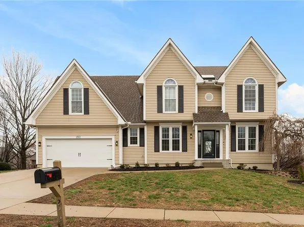 2512 NE 78th St, Gladstone, MO 64118