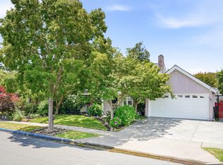 191 Pickwick Dr, Napa, CA 94558