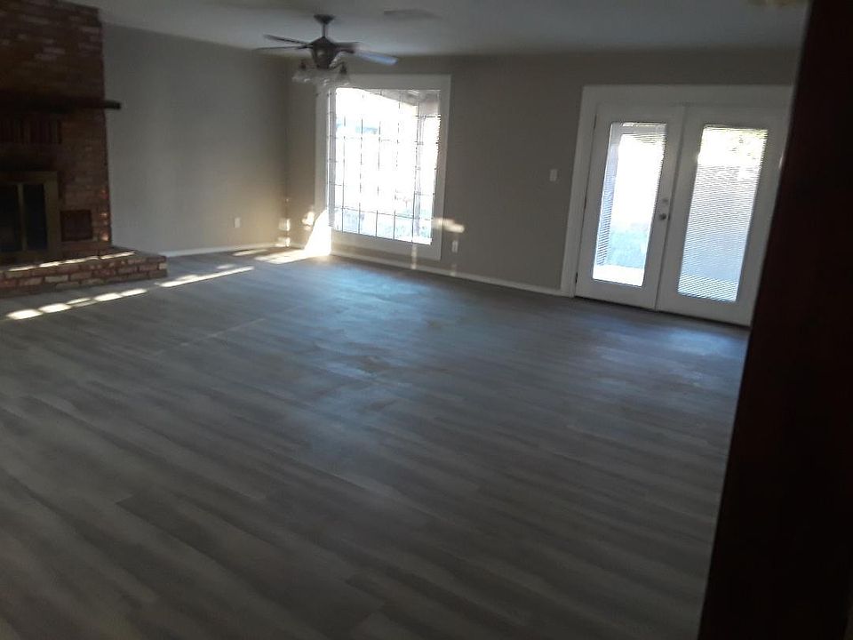 1st image of 4852 W Frier Dr