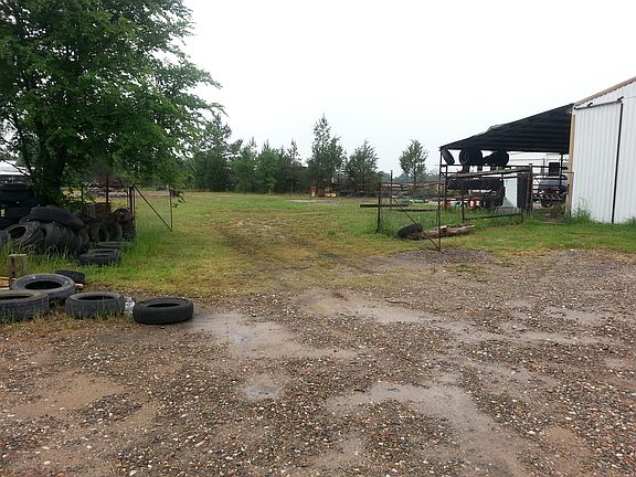 2nd image of 1159 County Road 1444