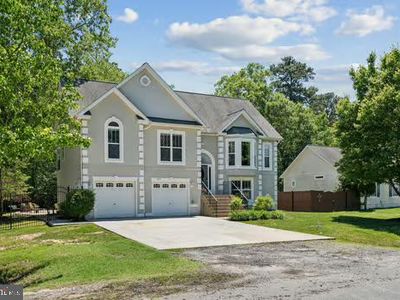 202 Forest Ave, Colonial Beach, VA, 22443