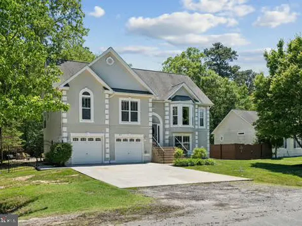 202 Forest Ave, Colonial Beach, VA 22443