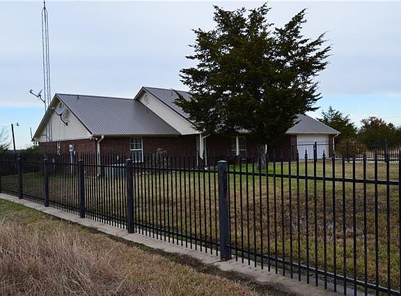 2nd image of 1003 County Road 1001