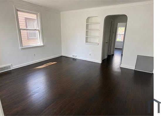 2nd image of 20315 Goulburn St
