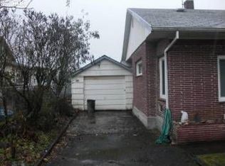 214 S 14th St, Saint Helens, OR 97051